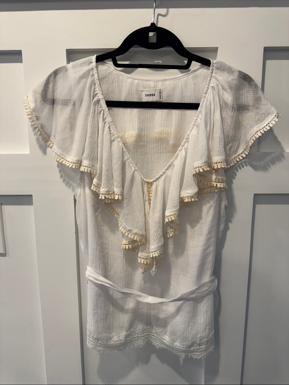 SUBOO White Ruffled V-Neck Women's Top US 8 AUS 12